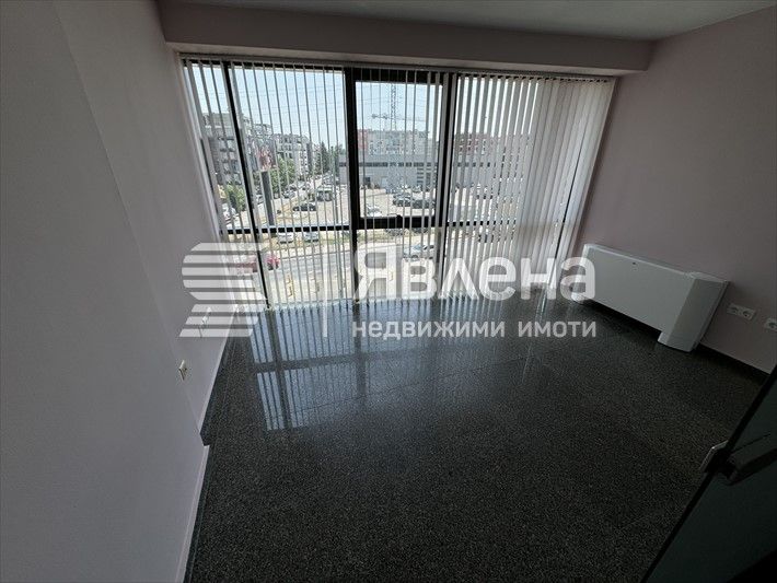Дава се под наем Офис в София, Кръстова вада - 130 кв.м за 1560 € - Снимка #1