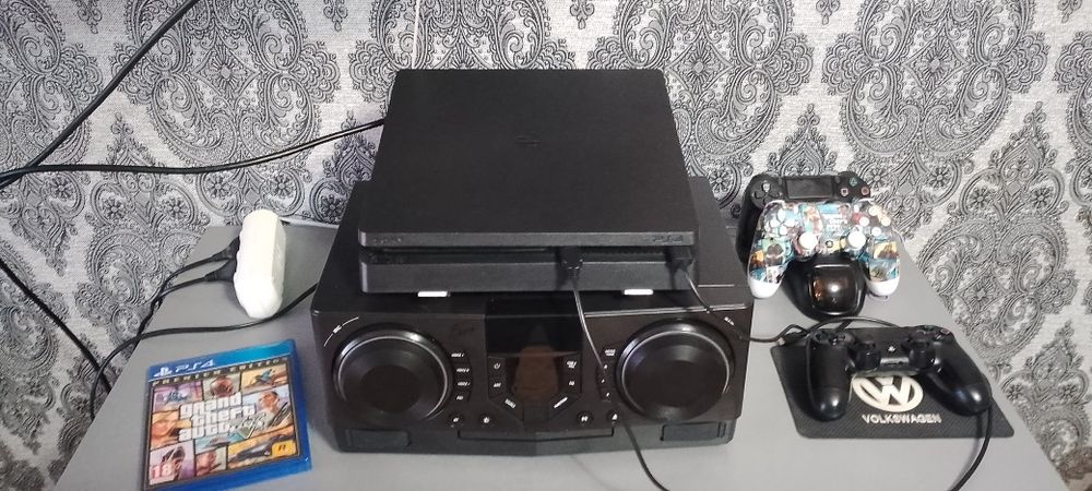 Обменяю Sony PlayStation 4Slim