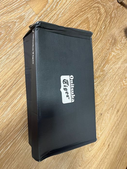 Продам asics onitsuka tiger