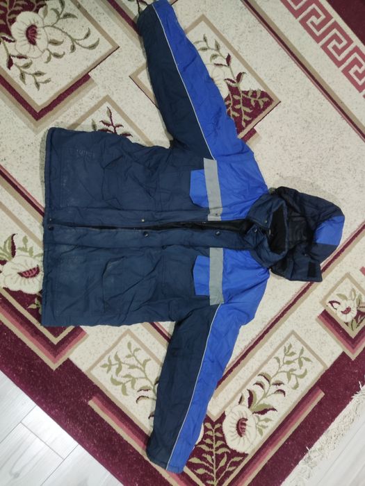 Зимние комбинезоны с капюшоном