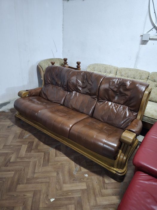 Set masiv -3+2+1 piele naturala6si lemn masiv