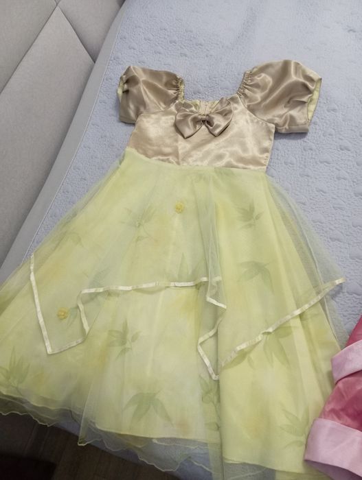 Продам новогодние костюмы