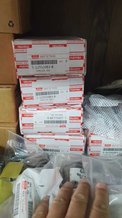 Запчасти для экскаваторов hitachi