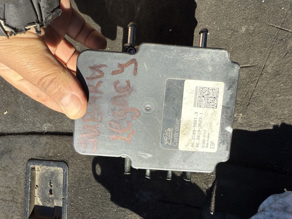 ABS модул за Абс управление помпа Subaru Forester Legacy 27536aj001