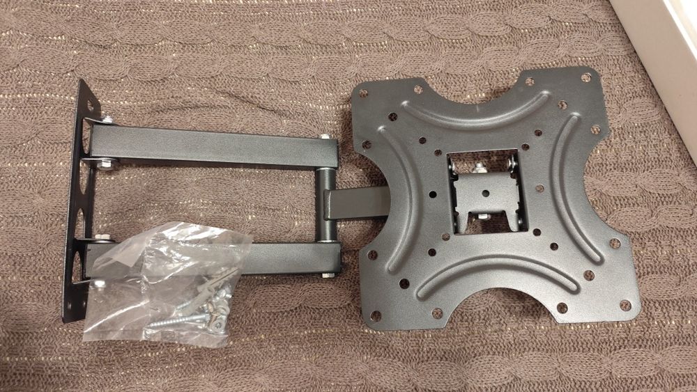 Кронштейн в полной комплектации