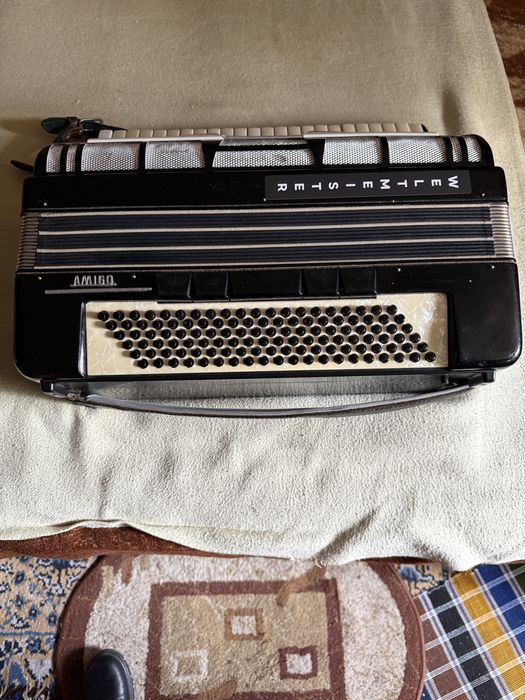 Acordeon Weltmaister Amigo