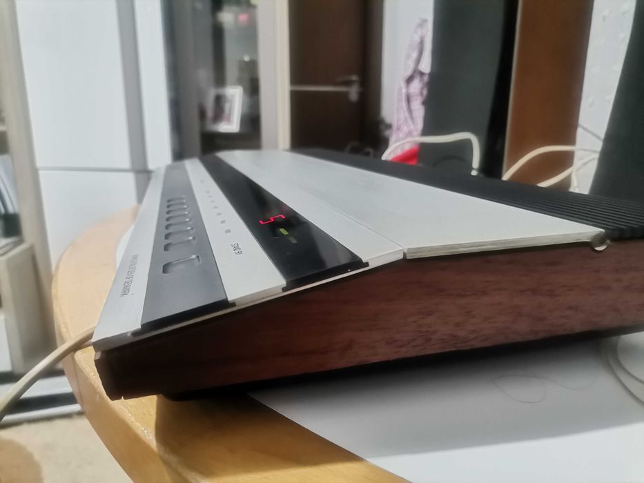 Bang Olufsen beomaster 1900-2