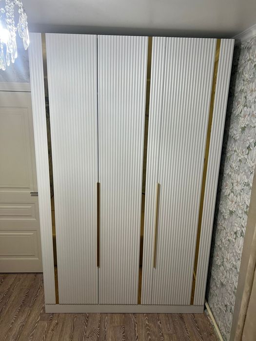 Шкаф3 дверный из мдф