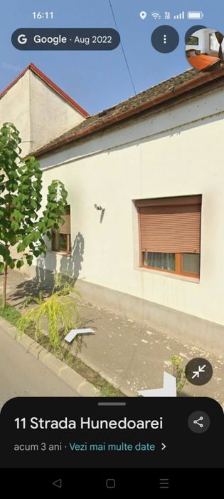 Apartament la curte comuna
