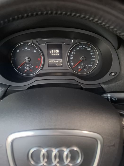AUDI Q3 2016 — imagine 2