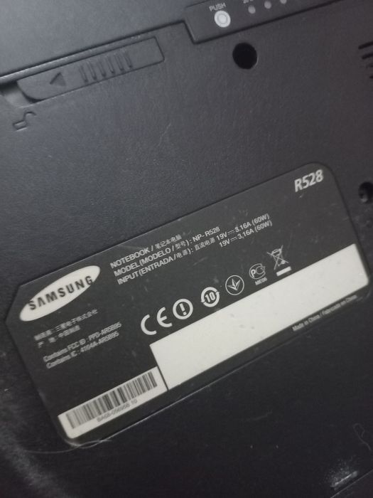 Продам ноутбук самсунг