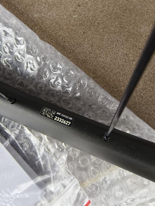 Нови DT Swiss HE 1800 Spline 32 28" HYBRID 12х100 12х142 Шимано хъб