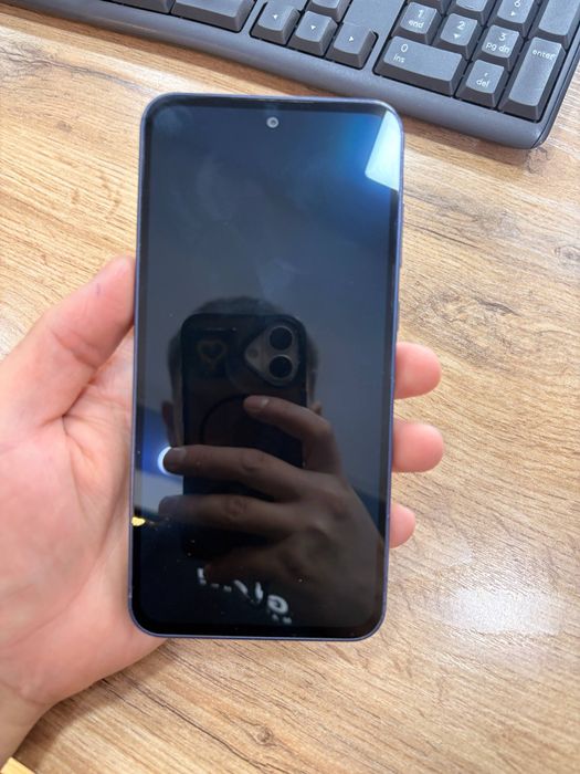 Продам Samsung a35