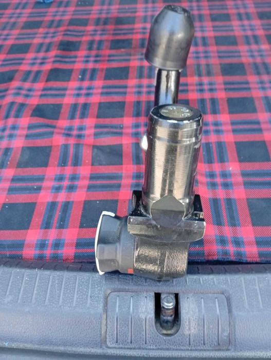 Сваляем вертикален теглич