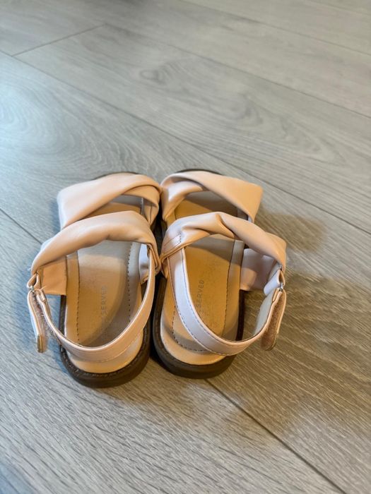 Sandale-Reserved-marimea 30