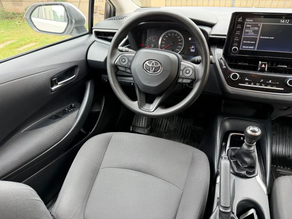 Toyota Corolla 125 CP, Garantie 6 ani, Camera spate, impecabila, distributie pe lant