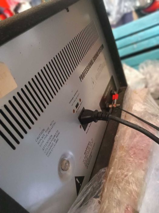 3 в 1 !!!  PowerMixer,  Усилвател + миксер + ефекти. Може с тонколони!