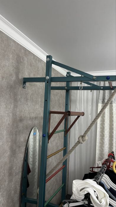 Шведская стенка турник