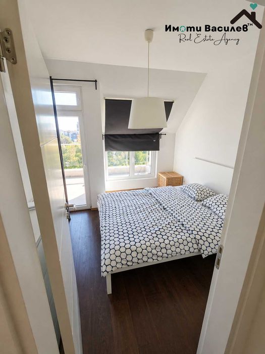 Продава се Двустаен апартамент в София, Център - 70 кв.м за 2259 €/кв.м - Снимка #4
