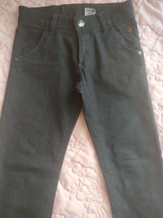 Продам брюки на мальчика