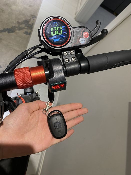 Drongo M4 elektro samakati