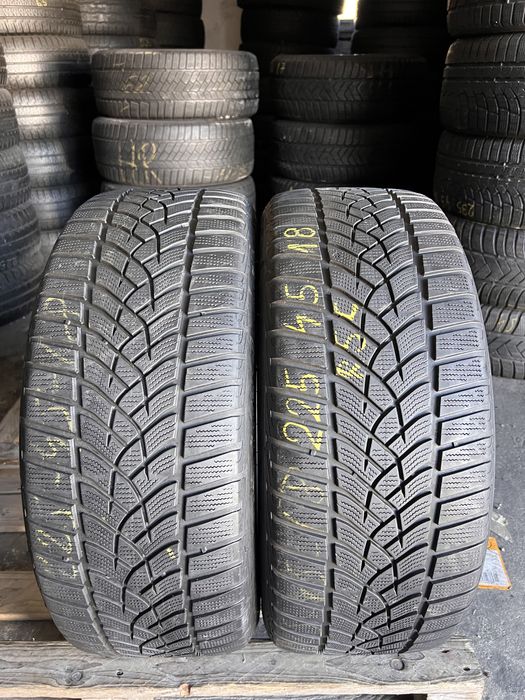2 anvelope iarna 225/45/18 , GoodYear , RunFlat , 5.7 mm
