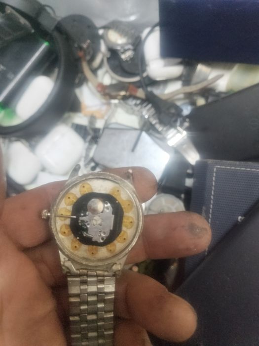 Продам часы разные