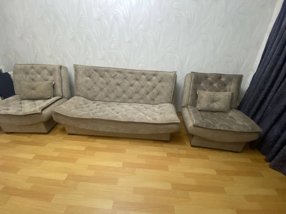 Divan knijka pacti yengi