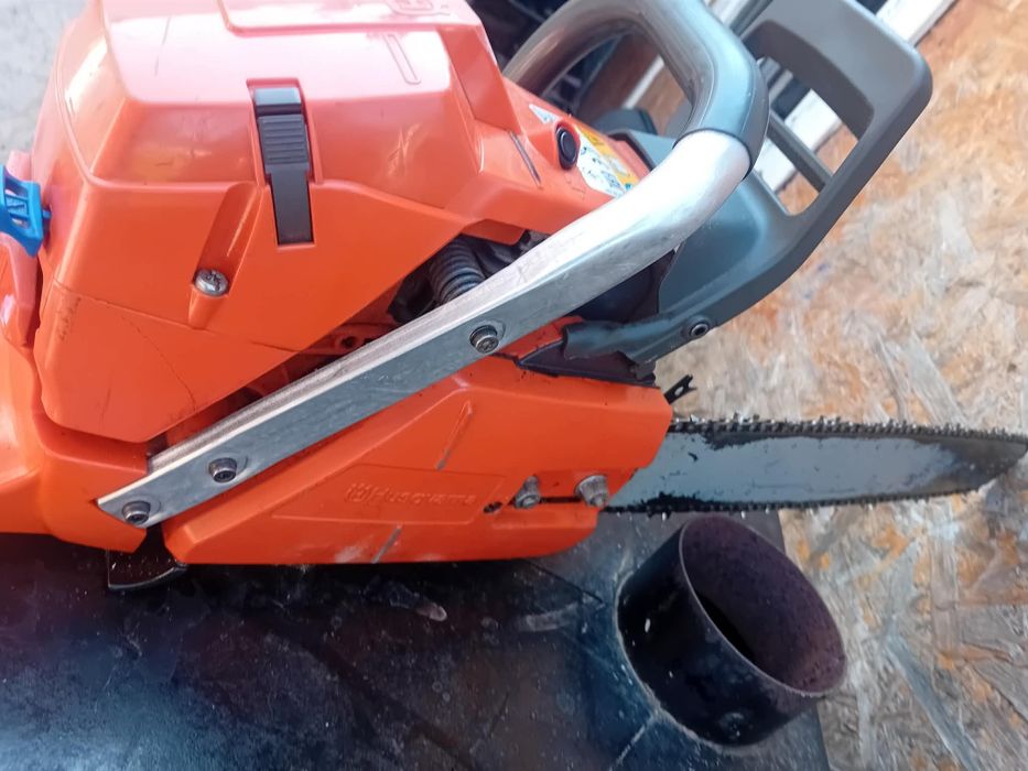 Vând Husqvarna sau fac schimb