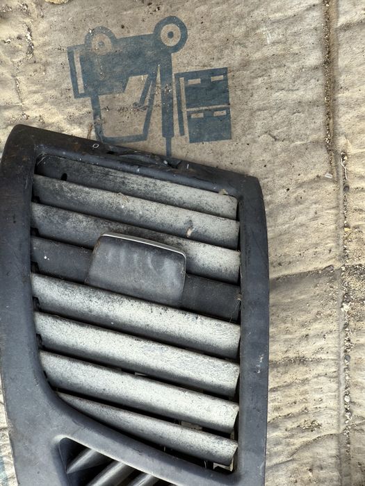 конзолна вентилационна решетка