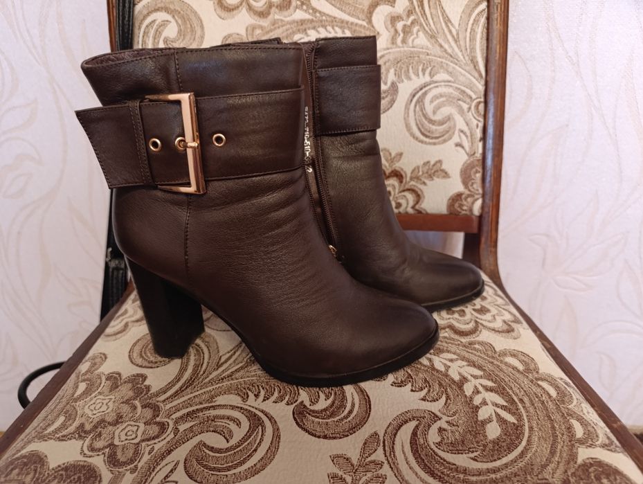 Продам женские полусапожки