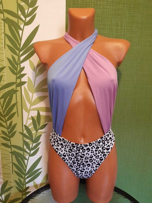Costum de baie intreg, marimea S, culoare albastru roz, marca Tezenis