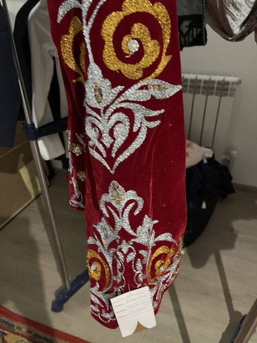 Женский бешпет