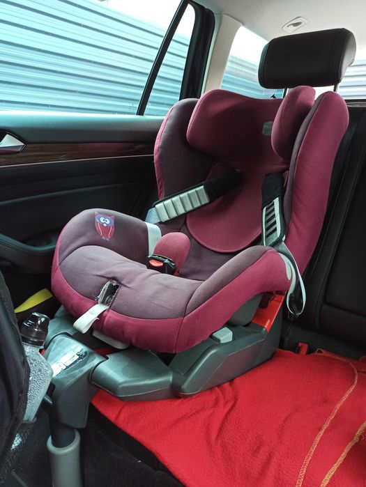 Scaun auto cu Isofix (9 - 18 kg) - Britax Romer - Safefix Plus