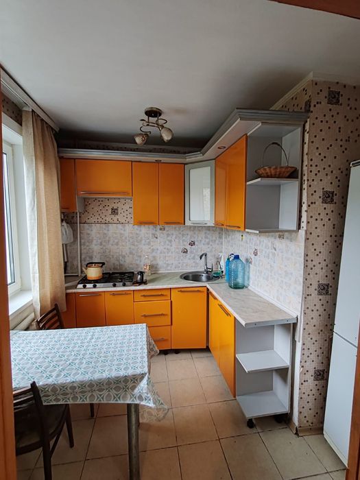 Продам 3х квартиру .центр