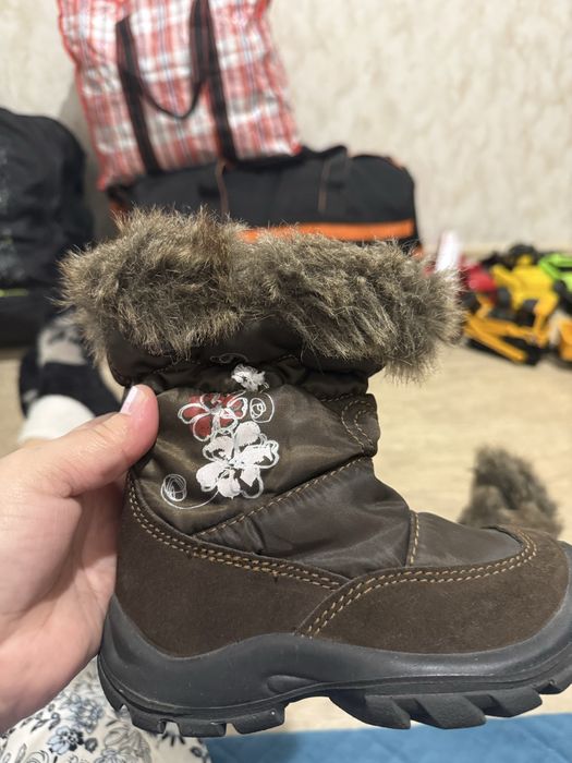 Продам сапожка размером 25,26