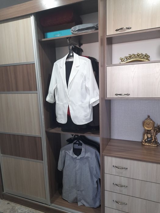 Продам стильную прихожую