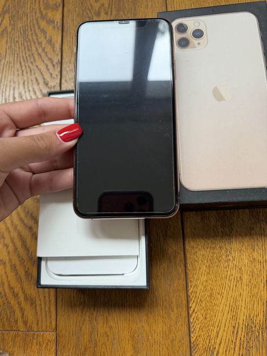 Iphone 11 Pro Max - Gold