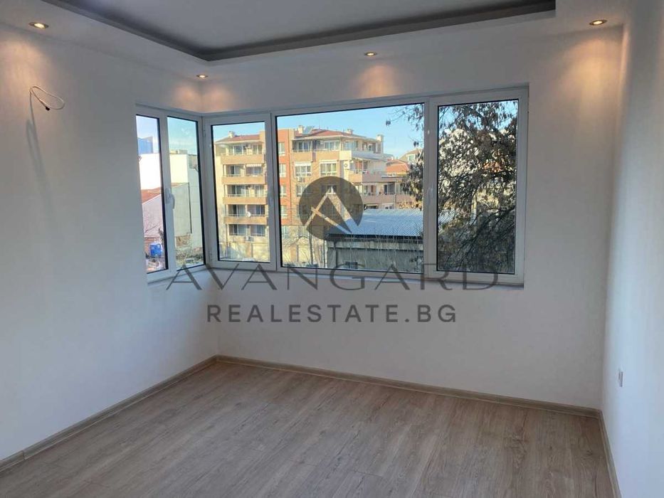 Продава се Тристаен апартамент в Пловдив, Кършияка - 71 кв.м за 1283 €/кв.м - Снимка #5