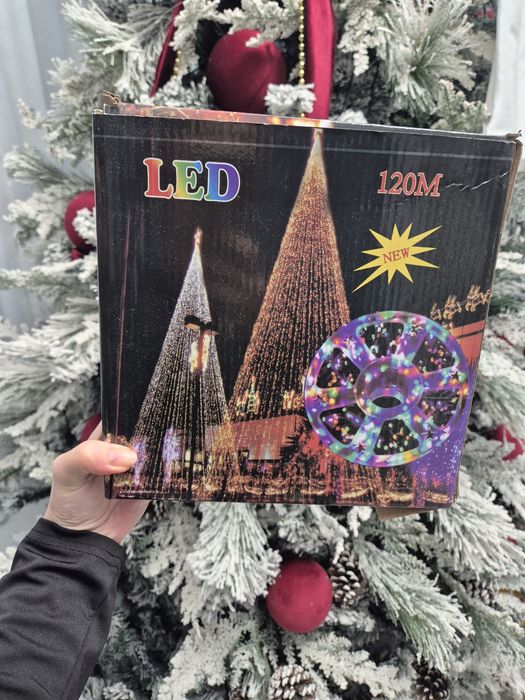 Instalație luminoasă LED, tip liniar 120 m, lumina calda