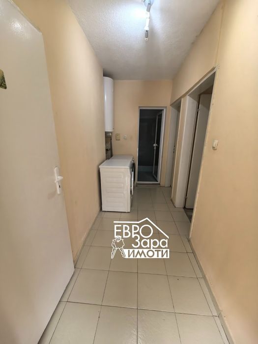 Обзаведен тристаен апартамент за продажба до Енергото