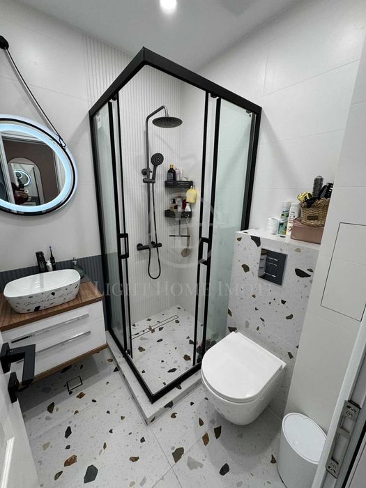 Продава се Двустаен апартамент в Пловдив, Тракия - 63 кв.м за 1271 €/кв.м - Снимка #8