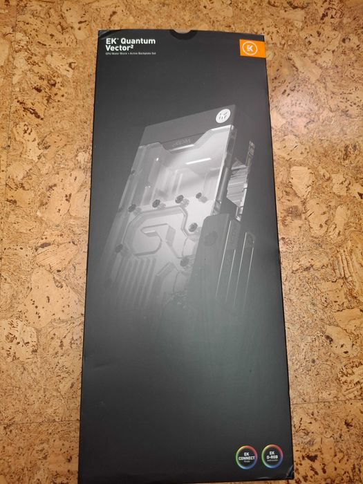 Продавам видеокарта ZOTAC GAMING GeForce RTX 3080 Trinity  12GB
