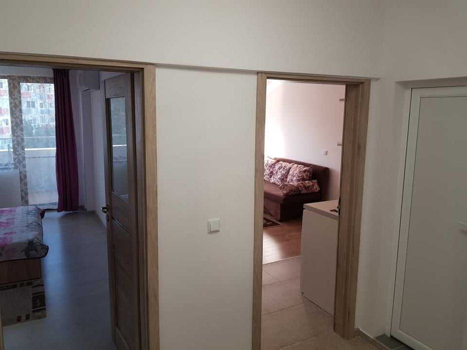 Дава се под наем Двустаен апартамент в Бургас, Меден рудник - зона Б - 64 кв.м за 255 € - Снимка #3