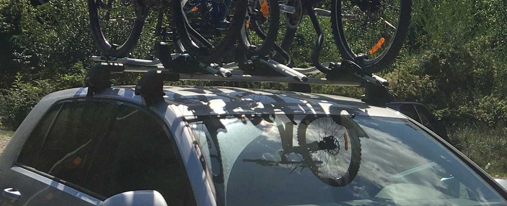 Bare transversale THULE WingBar Edge argintii + kit Honda Civic X/XI / VW Golf VII