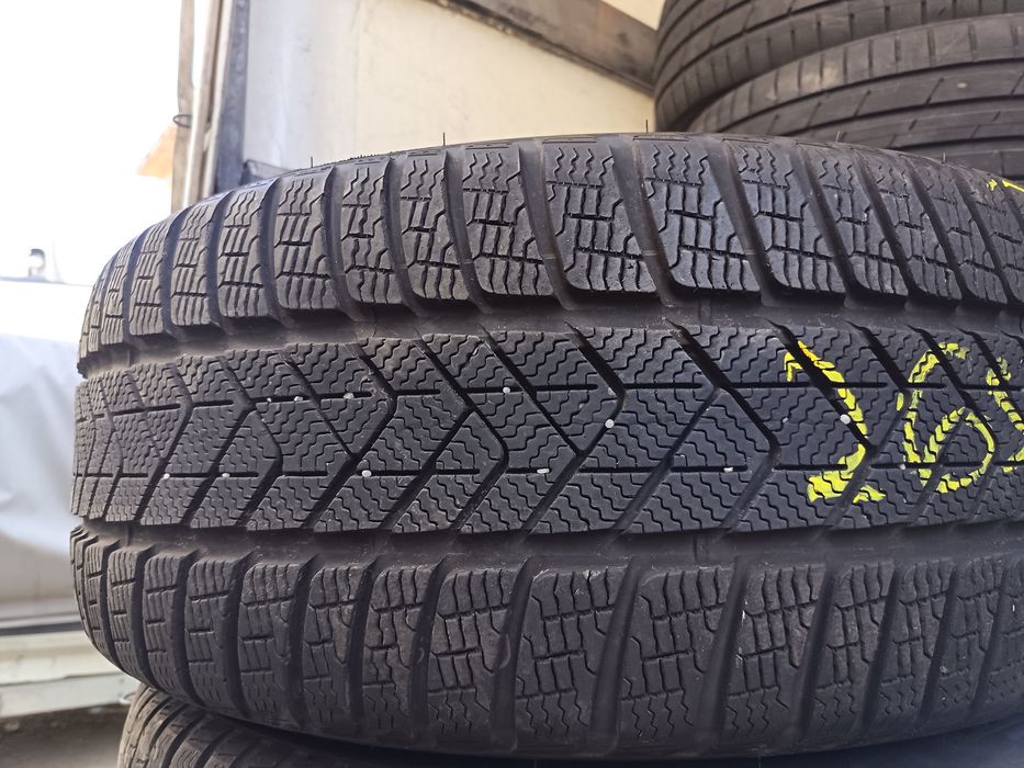 Anvelope MS iarna 265 50 19 pirelli runflat 2024 7mm