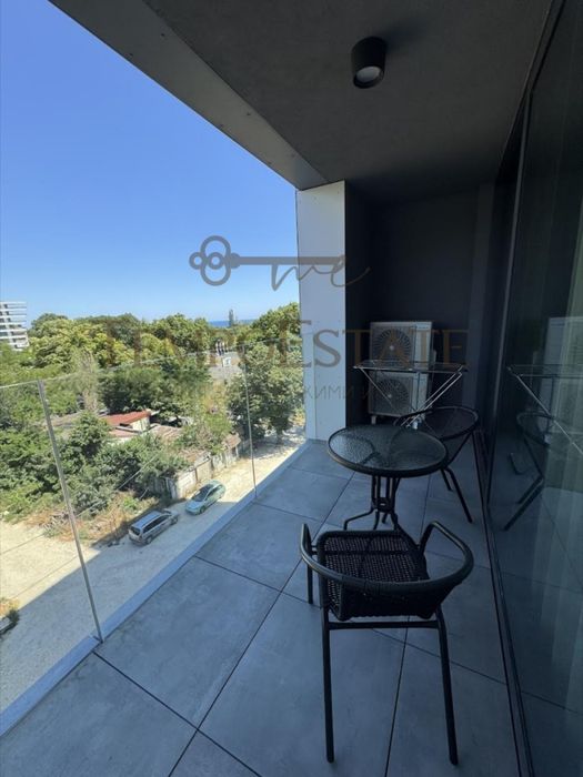 Дава се под наем Двустаен апартамент в Варна, Чайка - 66 кв.м за 700 € - Снимка #9