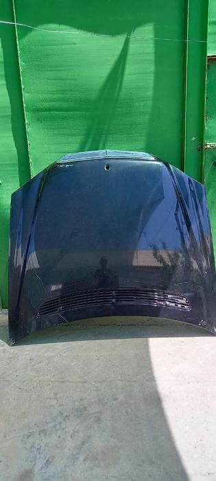 Капот на w220 мерседес.