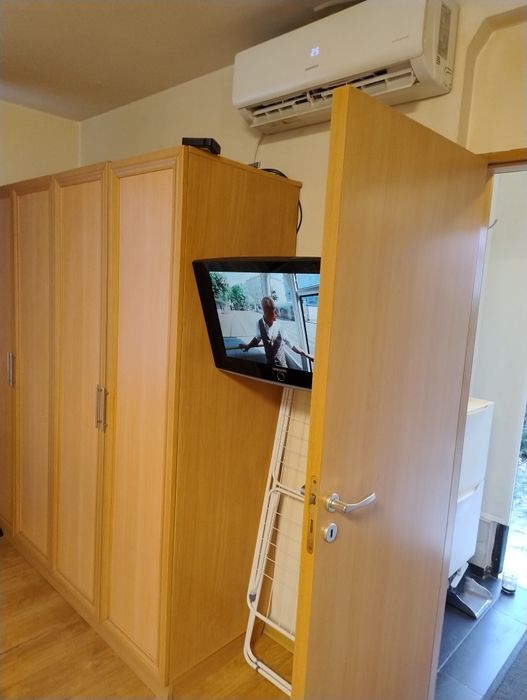 Нощувки 30€за 2ма  до метро Вардар