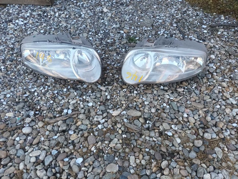 ляв и десен фар за алфа ромео 147 01 - 05 ALFA ROMEO 147